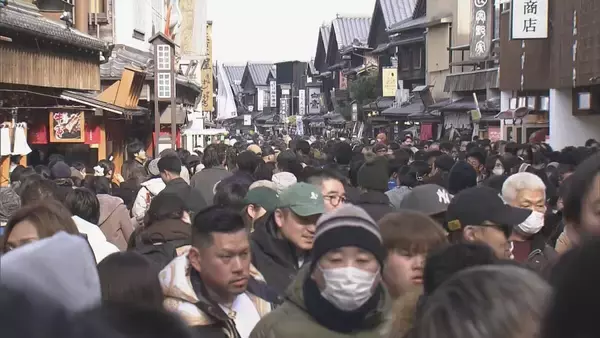 「熱田神宮は三が日で220万人が参拝｢家族が健康で楽しく過ごせる1年に｣ 伊勢神宮には42万が訪れる 東海地方の正月」の画像