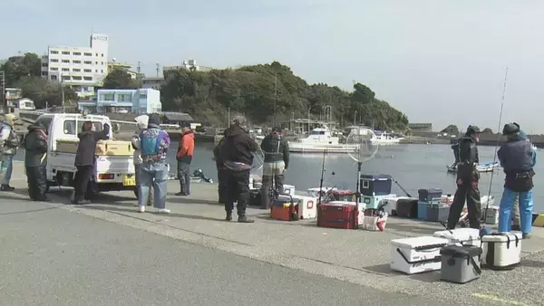 「釣り船と衝突した貨物船は時速20キロ前後のスピード 船が真っ二つに…専門家どう見る？三重・鳥羽市沖で釣り客2人死亡」の画像