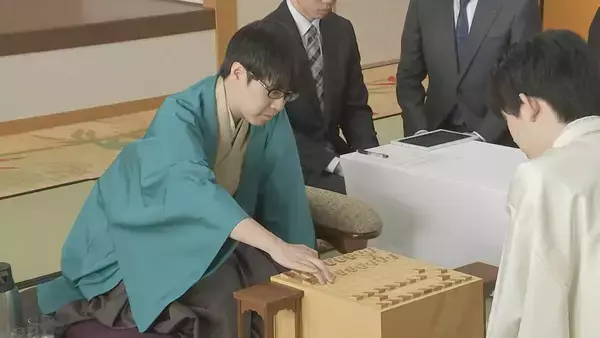 「藤井聡太六冠(23)7連覇なるか ｢棋聖戦五番勝負｣開幕 挑戦者は若手のホープ 服部慎一郎七段(26) 第1局は4日午後決着の見込み 千葉･木更津市」の画像