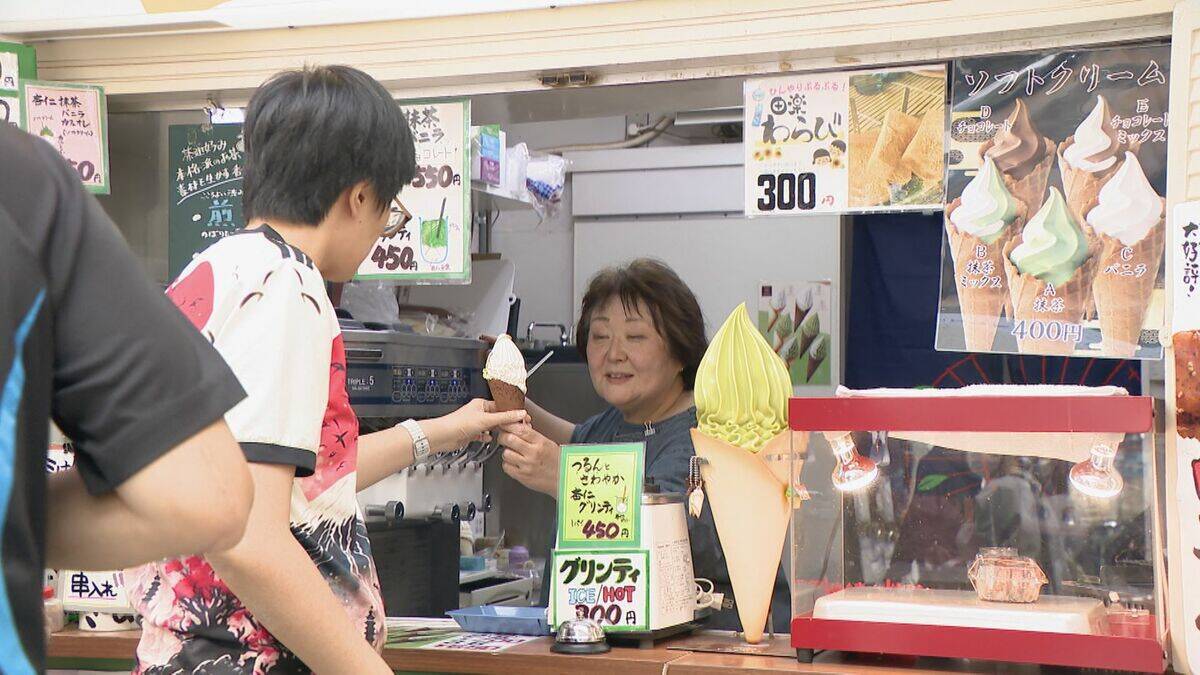 ｢夏どうなっちゃうんだろう…｣ 名古屋は2日連続で真夏日 18日の最高気温は31.6℃ 東海地方は19日も季節先取りの暑さが続く見込み 熱中症に注意