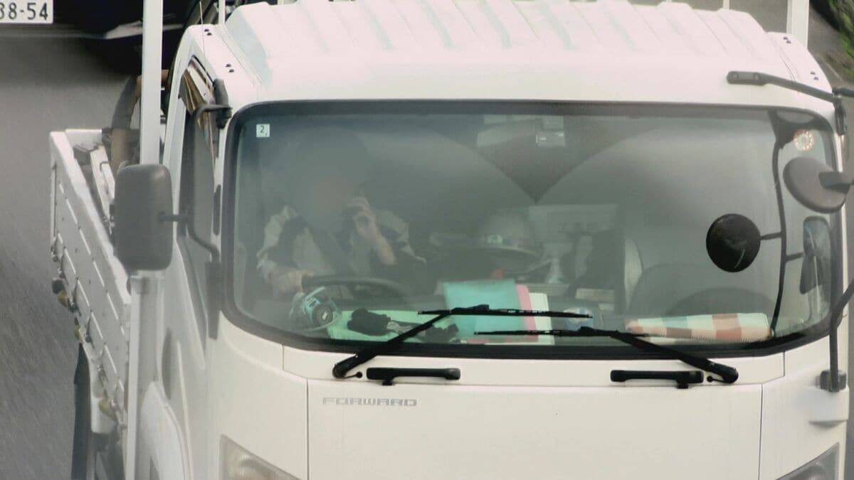 “ながら運転の警報装置”義務化へ 2031年9月から国産＆輸入車の新型車両に搭載 小型カメラがドライバーの視線･まばたき･顔の向きを解析し警告
