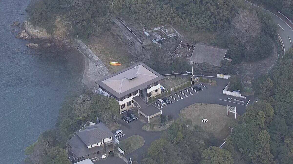 未明のホテルで木製たる型サウナ燃える　宿泊客20人が避難しけが人なし　三重・鳥羽市　