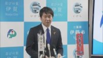 市長が運転中 ガードレールに接触するも… 警察に報告せず ｢この程度なら大丈夫だろう｣ 三重･伊賀市の稲森稔尚市長 公務の式典会場に向かう途中だった