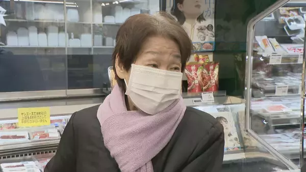 「｢ポップ4000枚の張り替え｣｢設備投資に数百万｣ “食料品の消費税0%”に消費者は期待も… 現場は｢準備期間を設けて｣」の画像