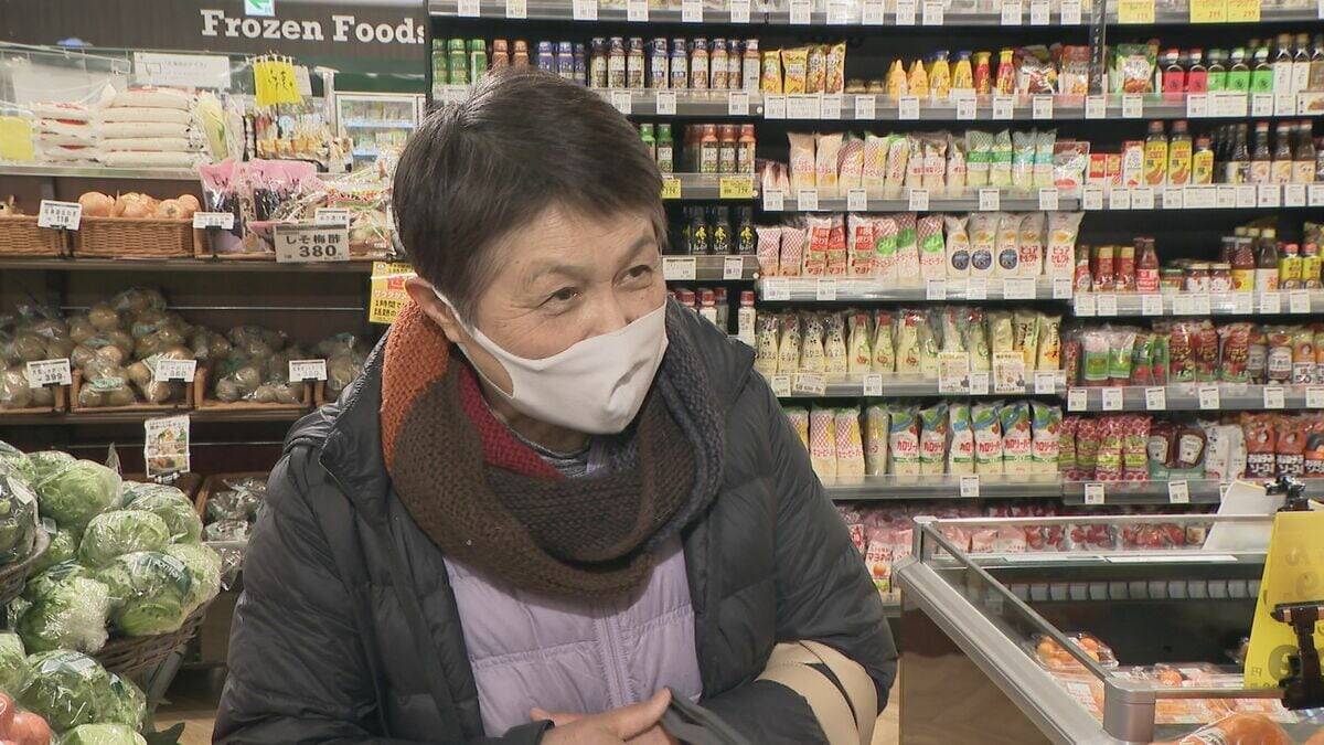 ｢ポップ4000枚の張り替え｣｢設備投資に数百万｣ “食料品の消費税0%”に消費者は期待も… 現場は｢準備期間を設けて｣