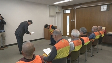 岐阜県が“緊急銃猟実施隊”の委嘱式 クマ駆除対応でハンターに報奨金 下呂市｢この体制を維持できるよう努力していきたい｣