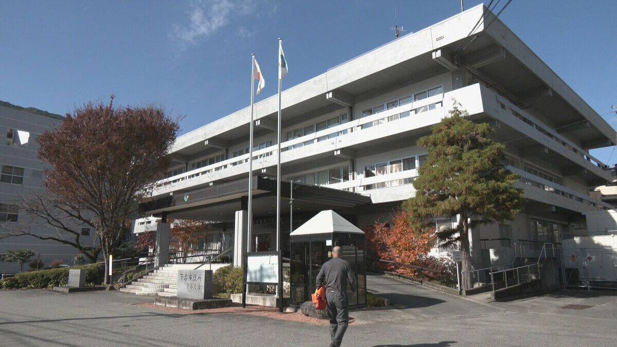 岐阜県が“緊急銃猟実施隊”の委嘱式 クマ駆除対応でハンターに報奨金 下呂市｢この体制を維持できるよう努力していきたい｣
