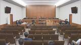 「ピースサインで裁判所へ 選挙直前に｢菓子折り｣配った公職選挙法違反の罪 岐阜･本巣市議が初公判で起訴内容を否認 ｢違法行為に当たるのかは大きな疑問｣」の画像3