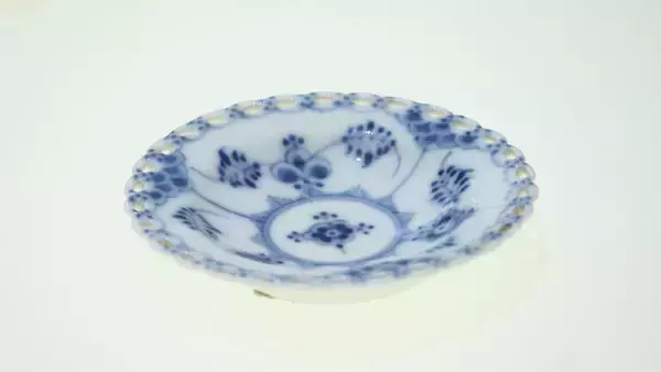 「ロイヤル コペンハーゲンなど北欧の陶磁器集めた展覧会 生活用品に芸術性…洗練されたデザインの魅力 岐阜県現代陶芸美術館で6月21日まで」の画像
