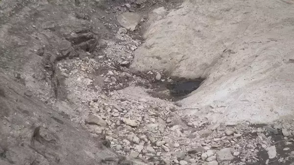 「このままだと3月には貯水率が0%に? 愛知･新城市の宇連ダム いまの貯水率は6.8% 水面は満水時より40メートルも低く」の画像