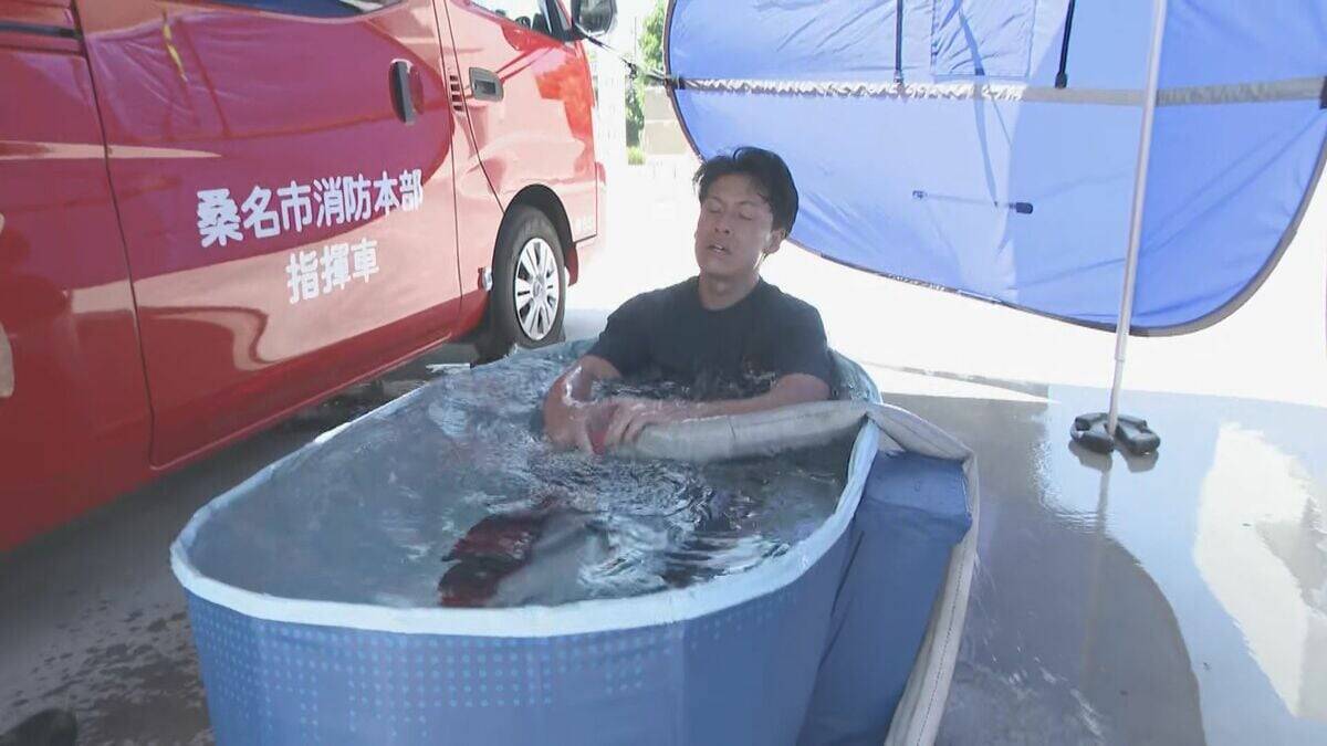 訓練後の消防隊員の体温は38.3度に 防火服の中は汗だく…“冷却バス”で熱中症を防ぐ 三重･桑名市