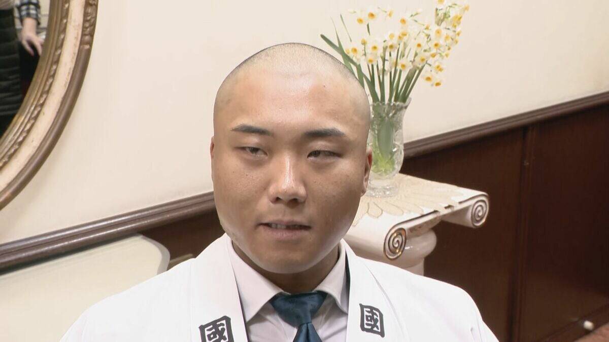 国府宮はだか祭 “神男”の26歳会社員 眉毛以外の毛を剃って“生まれたままの姿”に ｢より一層気が引き締まる思い｣ 愛知･稲沢市