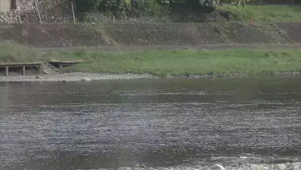 長良川で1人でアユ釣り中に流されたか 50代くらいの男性が救助されるも心肺停止 岐阜・美濃市の「美濃橋」から約400メートル下流
