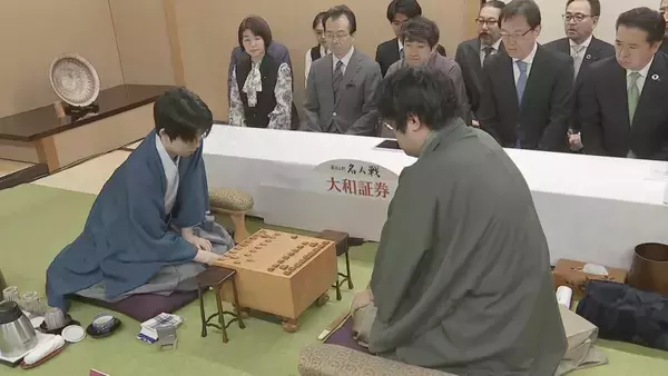 「【将棋】八大タイトル最高峰 名人戦七番勝負が開幕 4連覇目指す藤井聡太六冠に名人戦初出場の糸谷哲郎八段が挑む」の画像