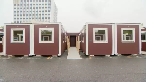 アジア大会の選手村 コンテナハウスはどんな部屋？ アスリート委員が視察 ｢この形は初めて、記憶に残る大会になるのでは｣