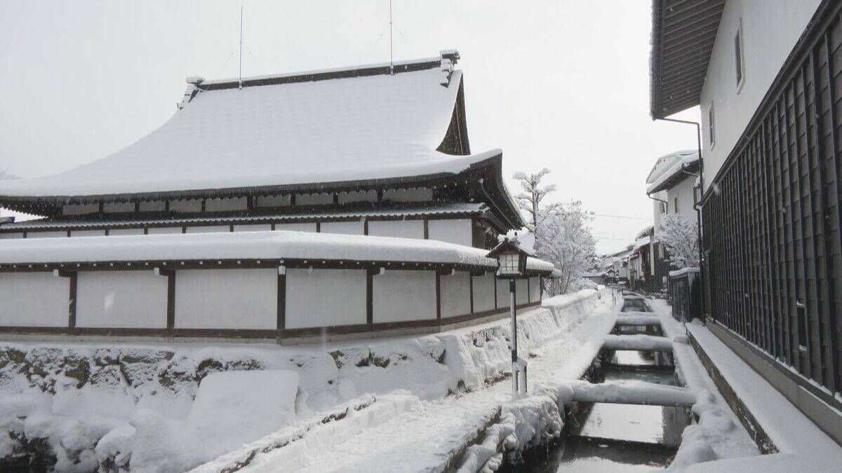 【大雪情報】名古屋で今季初の積雪  東海地方は平野部でも大雪に 岐阜市で最大11センチ 高山市で20センチ 白川村で61センチの積雪 岐阜で47件のスリップ事故