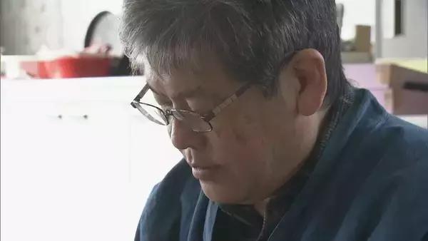 「桃の節句前に伝統工芸士が｢ひな人形｣作り 西陣織の着物を着せて…腕に動きを 美濃焼とのコラボも 岐阜･八百津町」の画像