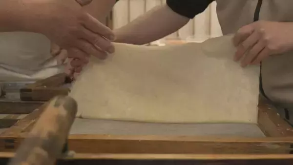 「｢世界にひとつだけの卒業証書｣ 約800年前から受け継がれる“山中和紙”を小学6年生が手作り 故郷に誇りをもって 岐阜･飛騨市」の画像