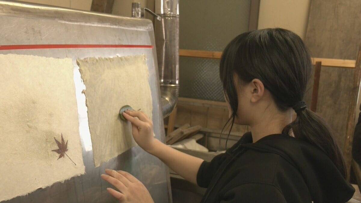 ｢世界にひとつだけの卒業証書｣ 約800年前から受け継がれる“山中和紙”を小学6年生が手作り 故郷に誇りをもって 岐阜･飛騨市