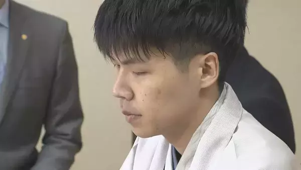 「棋王戦第４局は藤井聡太六冠が勝利　タイトル防衛に望みつなぎ2勝2敗のタイで最終局へ」の画像