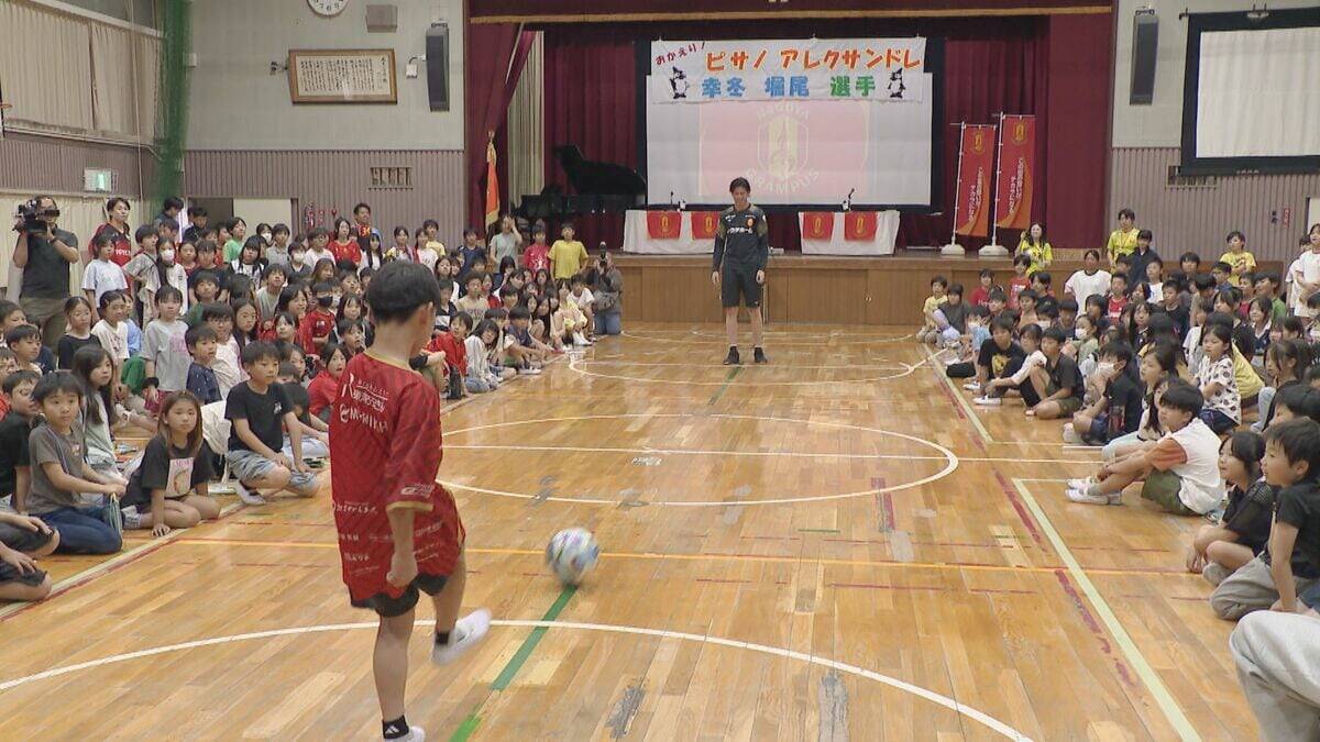 ベンチ裏でシュミット選手を救った“ある助言” GK史上最年少で日本代表デビュー 名古屋グランパスの若き守護神 ピサノ選手(20) 夢を叶えて母校へ 【アジア大会 愛知･名古屋】