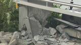 「熊本地震でぐにゃりと曲がった市役所の免震装置 専門家｢見た目は驚くが、80％くらいの性能は残っている｣ 注目の“U字型のダンパー”は東海地方の建物にも」の画像6