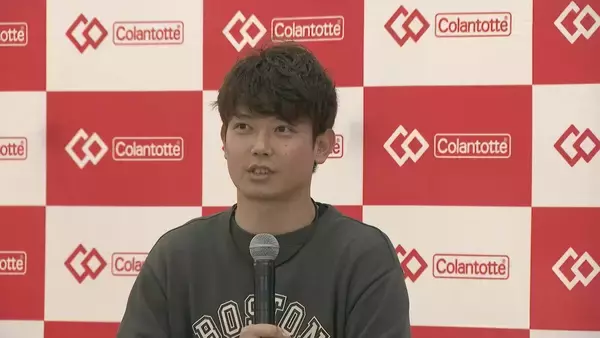 ドラゴンズ岡林勇希選手と現役を引退した岡田俊哉さんがトークショー　大勢のファンを前に来年の目標は「優勝」と語る岡林選手　名古屋・東区　