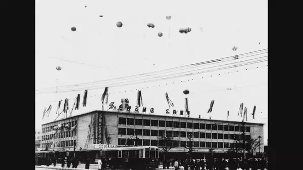 「名鉄百貨店が閉店 71年の歴史に幕…最終日は22万人が来店 元エレベーターガールの姿も｢話していると涙が出そうに…｣」の画像