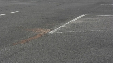 トラックと乗用車が衝突　乗用車を運転していた男性（21）が意識不明の重体　岐阜市の国道21号