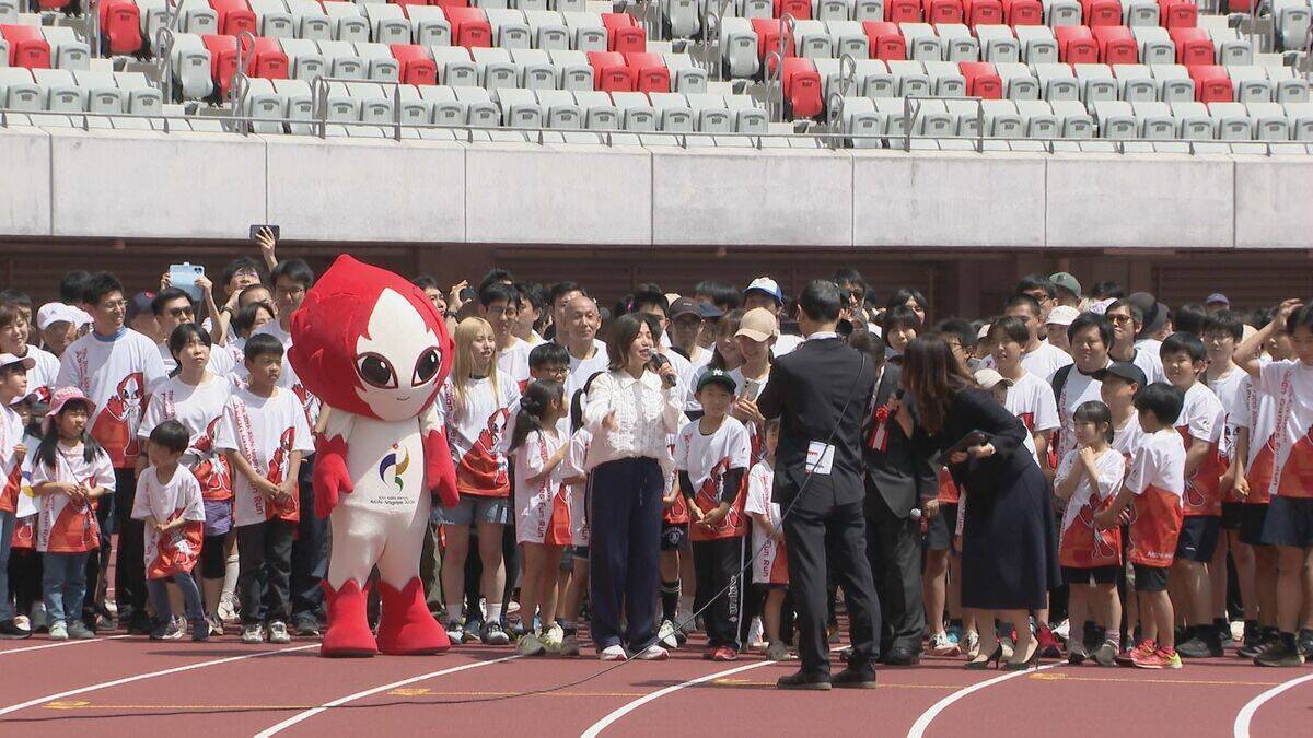 “ピクシー”こと元グランパスのストイコビッチさんやタレントの大久保佳代子さんら “アジア大会のメイン会場” 名古屋市瑞穂公園陸上競技場の完成祝う