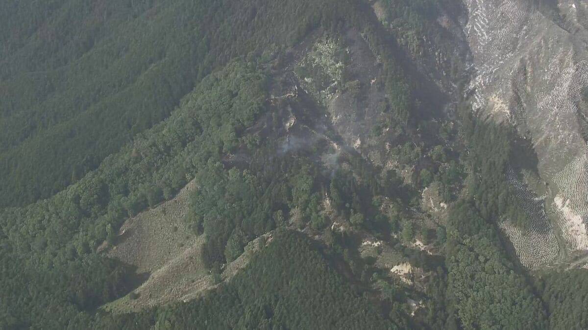山林火災で自衛隊に災害派遣要請 鎮火のめど立たず 早朝からヘリコプターで消火活動 三重・津市美杉町