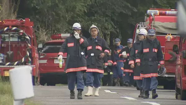 「山林火災で自衛隊に災害派遣要請 鎮火のめど立たず 早朝からヘリコプターで消火活動 三重・津市美杉町」の画像