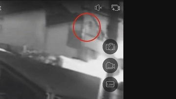 4歳と1歳の娘2人をマンション6階のベランダから投げ落とす 25歳父親を殺人未遂容疑で現行犯逮捕 周辺の防犯カメラ映像に娘2人の姿…消防が用意したマット上に落ち命に別状なし 岐阜･各務原市