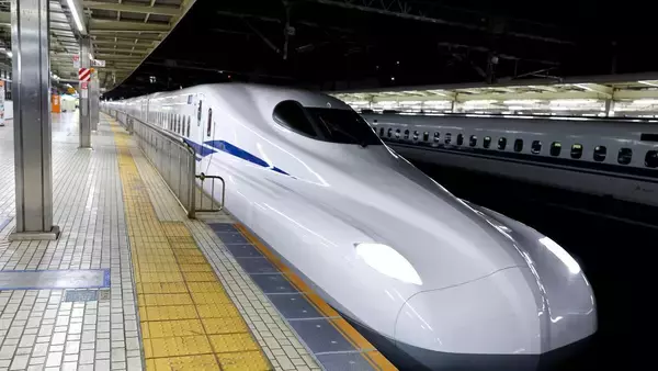 【東海道新幹線】午後10時に｢東京｣発→翌朝7時に｢新大阪｣着 1日限りの特別列車 始発よりも早い到着！宿泊費高騰で夜間移動のニーズ高まる