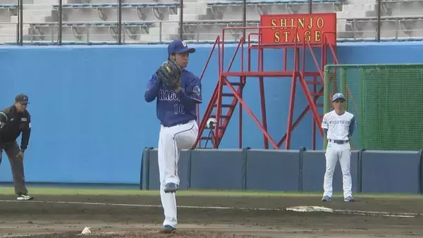 「ドラゴンズ 根尾昂投手（25）日本ハム戦で1回三者凡退の好投 鵜飼航丞選手（26）は“豪快な一発” 沖縄キャンプ」の画像