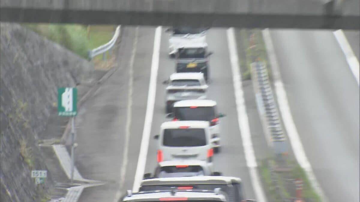 伊勢神宮の“駐車場問題” ゴールデンウィークの日中は混雑緩和のため近くのインター出口を閉鎖 市は1日1000万円以上の赤字で｢パーク＆バスライド｣を続けるが…