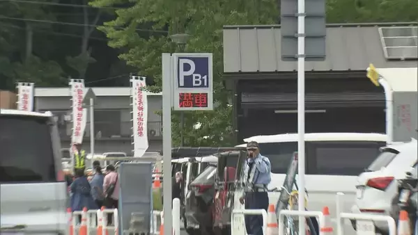 「伊勢神宮の“駐車場問題” ゴールデンウィークの日中は混雑緩和のため近くのインター出口を閉鎖 市は1日1000万円以上の赤字で｢パーク＆バスライド｣を続けるが…」の画像