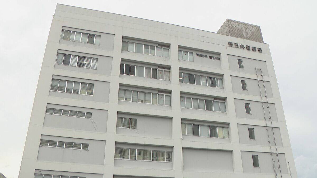 盗んだ消火器を警察署に噴射しパトカーに投げつけたか 高校生ら3人逮捕 愛知･春日井市