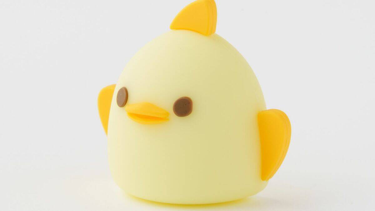 2日間限定の“ぴよりん” 黄色い｢ひよこ｣姿ではなく…頭や羽が茶色に⁉ 仙台市の百貨店 藤崎本館で販売