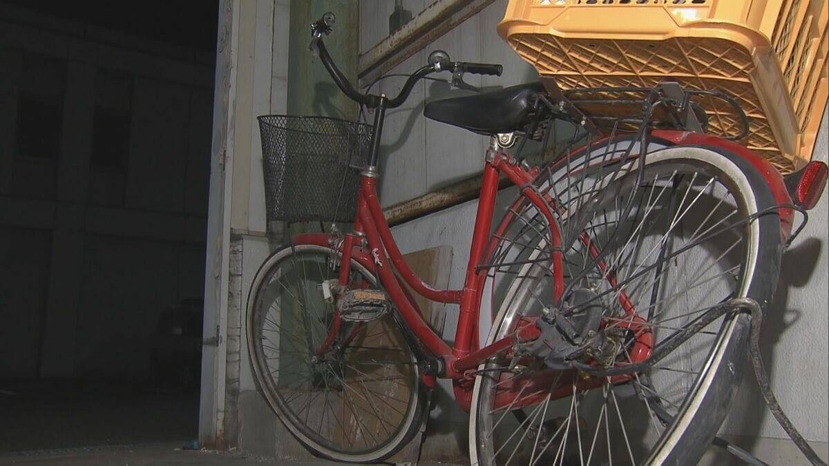 軽乗用車の85歳の男が、85歳女性と77歳男性をひき逃げ 重軽傷を負わせた疑い　男は「事故を起こした認識はない」と容疑を否認　三重・鈴鹿市