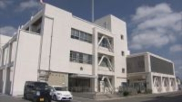 ｢好意がありました｣10代女性に“ストーカー”疑いで県立高校の38歳男性教諭を逮捕  ｢不審な車がついてきた｣などと警察に相談