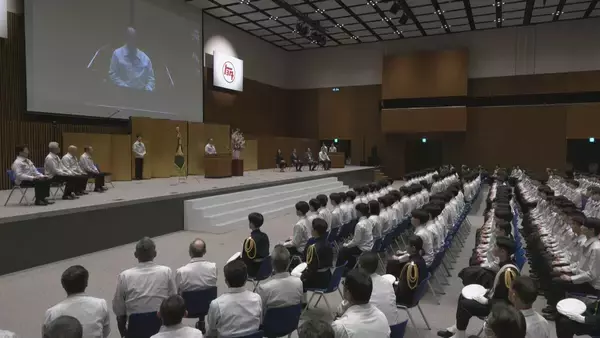 「トヨタが運営する職業訓練校「トヨタ工業学園」で卒業式 豊田章男会長が卒業生234人に激励 ｢トヨタを支える人材となるため絶えず努力｣との決意を胸に…3月から正社員に」の画像