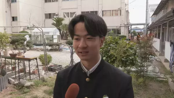 「ホームから転落した妊婦… 救ったのは高校生 ｢ためらいなかった｣ 電車到着5分前の“救出劇” SNSを通じて奇跡の再会」の画像