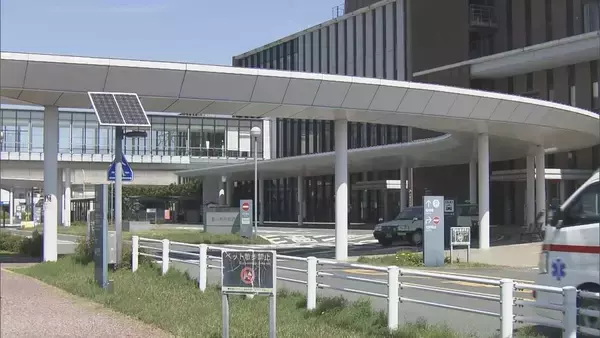 病院敷地内でイラン国籍の男性倒れ死亡 男性の車は新城PAで車2台に挟まれて停車していた 愛知