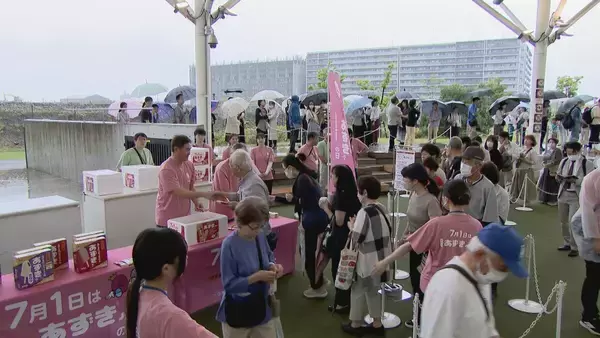 ７月１日の「井村屋あずきバーの日」を前に無料配布　名古屋・港区の商業施設