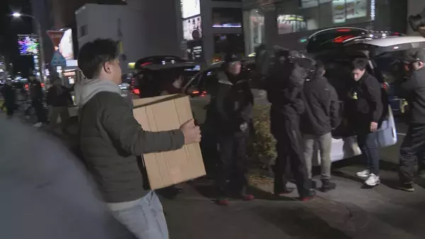 名古屋・錦三の違法カジノ摘発　従業員や客10人を逮捕　鉄の二重扉設けパソコンでバカラ賭博　