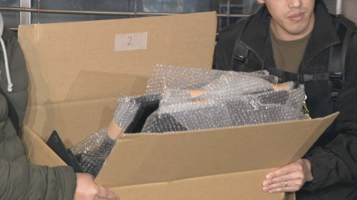 名古屋・錦三の違法カジノ摘発　従業員や客10人を逮捕　鉄の二重扉設けパソコンでバカラ賭博　