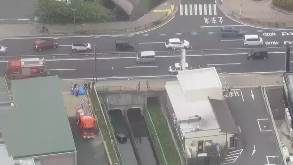 【速報】｢車が用水路に転落｣｢運転手が外に出られない｣ 車同士の事故 はずみで1台が転落…運転していた高齢女性がケガ 愛知･豊田市