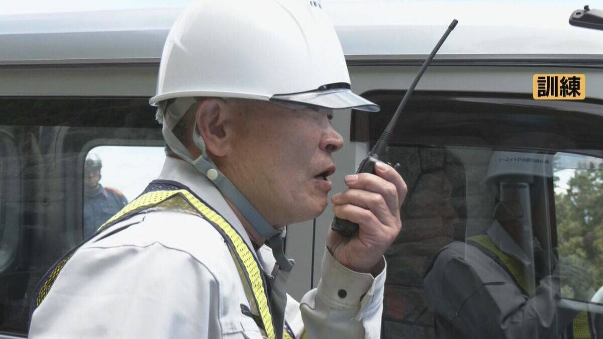 標高1400メートルで車が落石に巻き込まれたら… ｢白山白川郷ホワイトロード｣今シーズンの開通を前に事故対応訓練 警察･消防などが手順確認