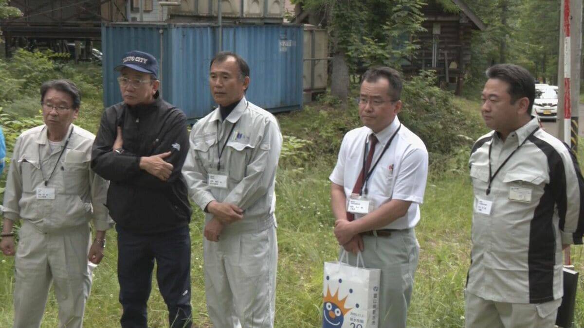 水銀含む産廃処分場計画 周辺の川流域の市長らが現地視察 ｢飛騨のイメージダウンに…｣ 懸念の声 岐阜県に反対の意見書を提出する方針